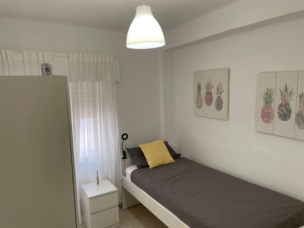 Renovated And Newly Furnished 3 Bedroom Apartment سان فرناندو المظهر الخارجي الصورة
